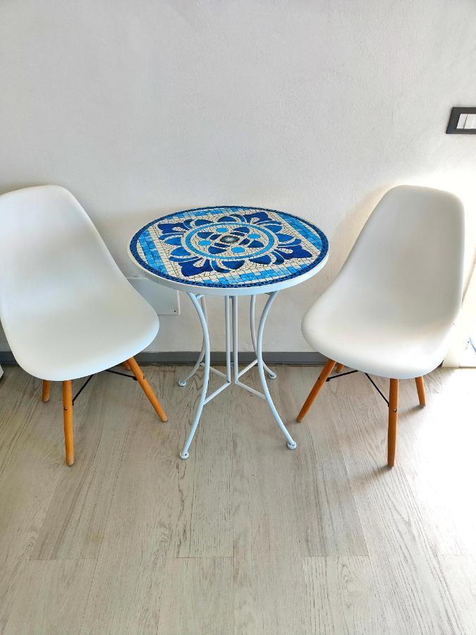 Blue Room 테르몰리 외부 사진
