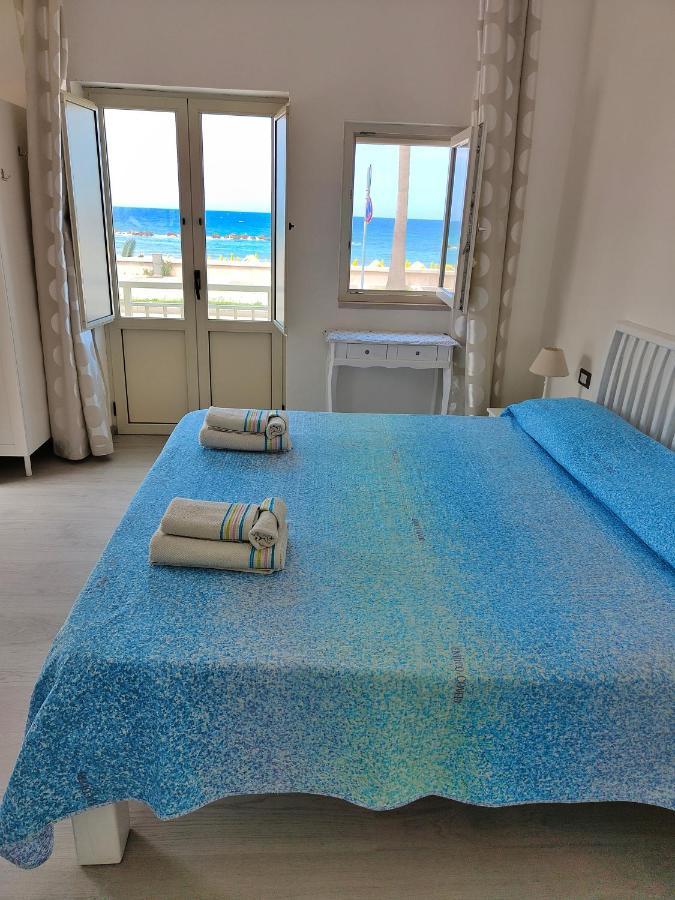Blue Room 테르몰리 외부 사진
